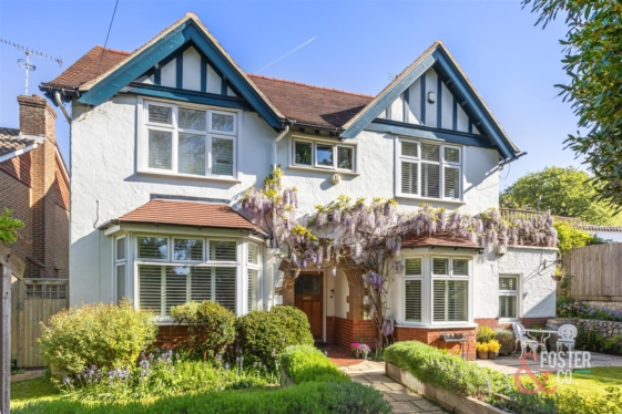 Surrenden Crescent, Brighton