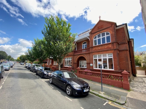 Palmeira Avenue, Hove