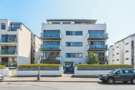 Palmeira Avenue, Hove