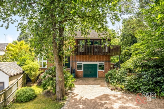 Fern Road, Storrington